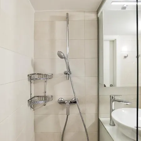 Missia - Cosy In Perfect Location