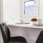 Missia - Cosy In Perfect Location *