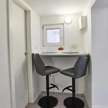 Missia - Cosy In Perfect Location